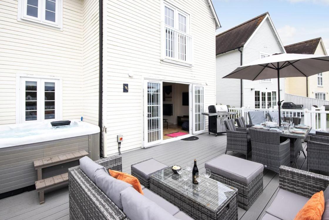 Windrush Lake 65, Sunset Lodge - P South Cerney Exterior foto